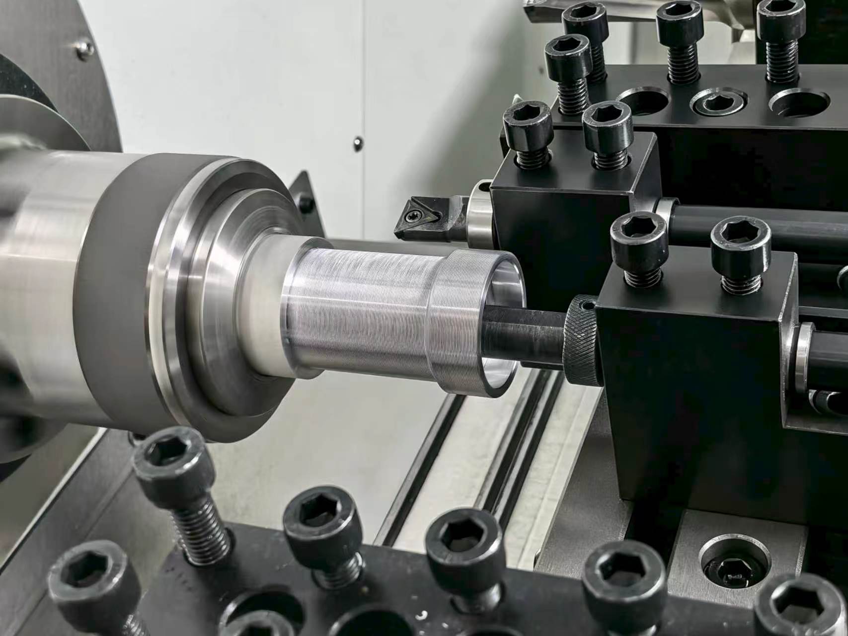 Hand-scraped machine tool slideway with blue-check contact points on cast iron bed